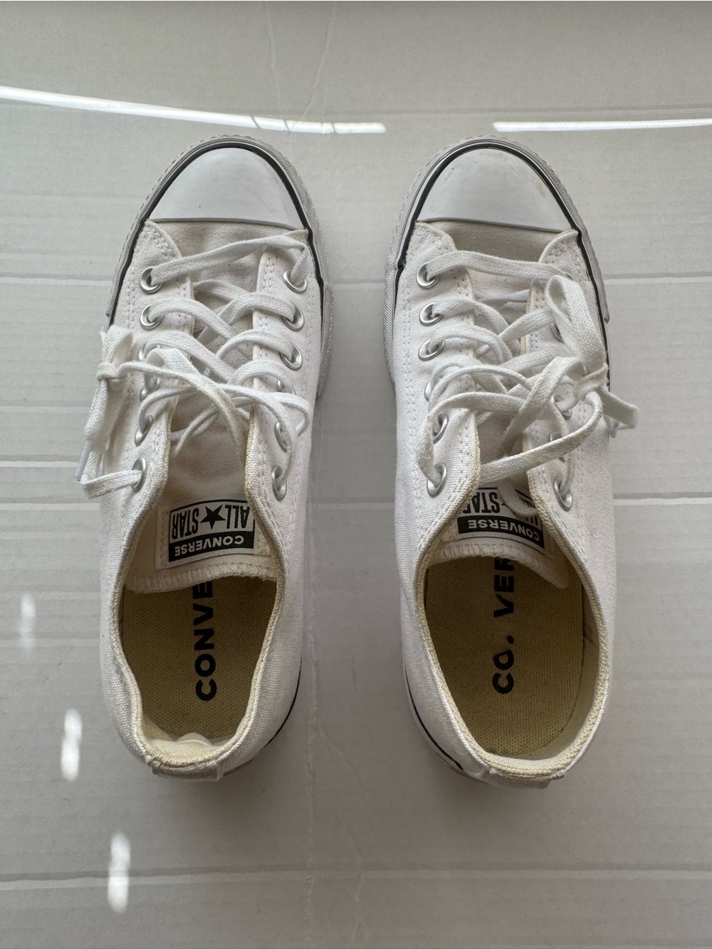Converse women’s Low Top Sneakers in White